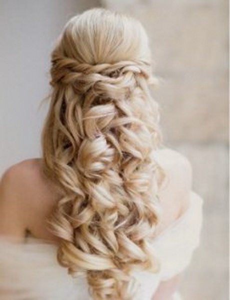 Acconciatura capelli sposa 2015