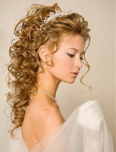 Acconciatura sposa 2015 capelli lunghi