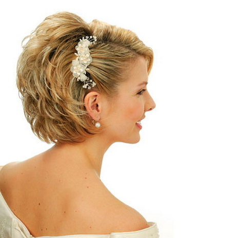 Acconciatura sposa capelli corti