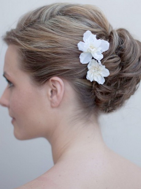 Acconciatura sposa chignon morbido