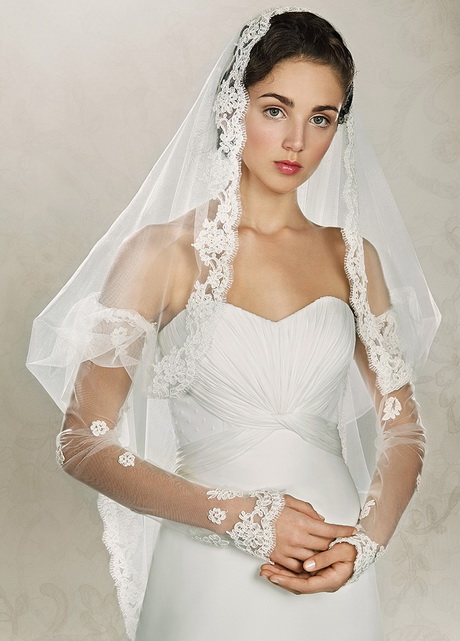 Acconciatura sposa velo