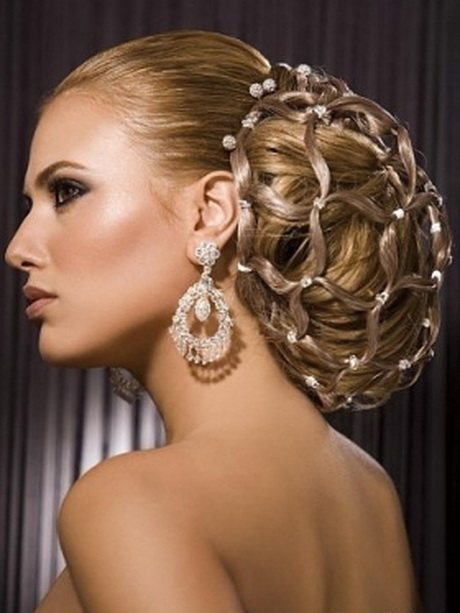 Acconciature capelli per sposa