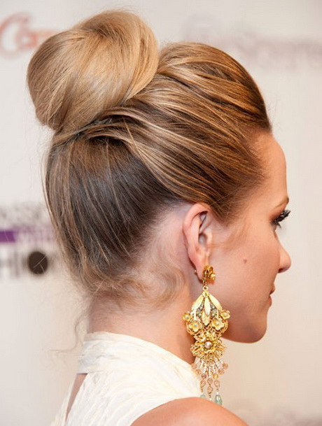 Acconciature chignon morbido