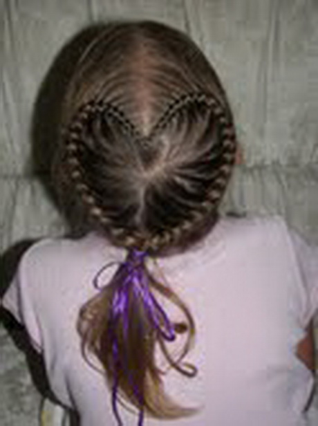 Acconciature prima comunione bambina