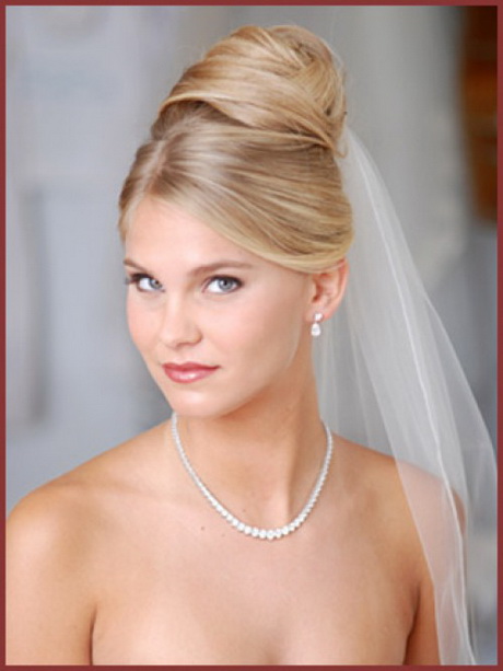 Acconciature sposa chignon