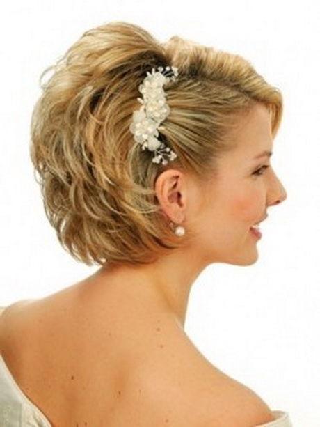 Acconciature sposa per capelli corti