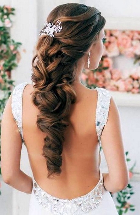 Capelli da sposa 2015