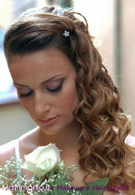 Foto acconciature sposa semiraccolto