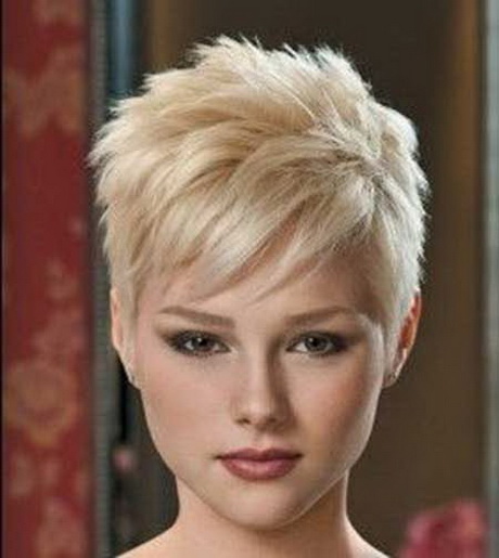 Capelli corti 2015 donne foto