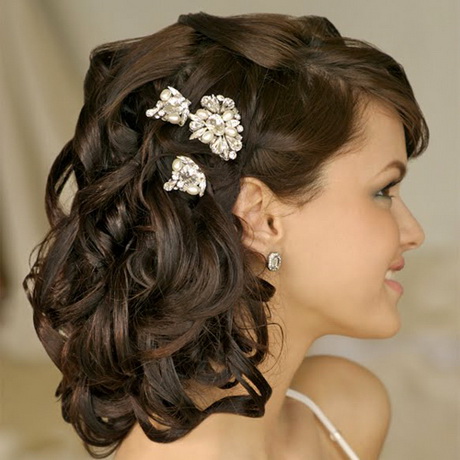 Pettinature matrimonio capelli corti