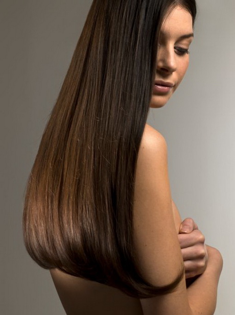 Taglio di capelli lunghi pari