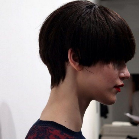 Capelli corti 2018 tendenze