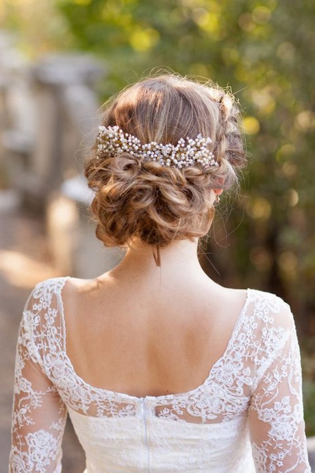 Pettinatura sposa 2020