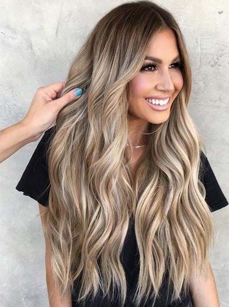 Tendenze capelli colore 2020