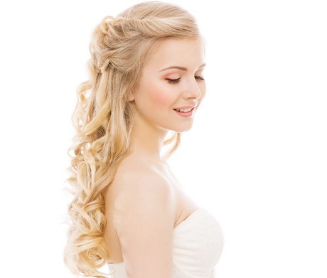 Capelli lunghi sposa 2017