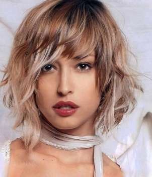 Tagli capelli medi 2017 donne