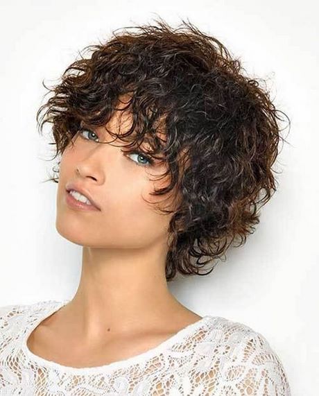 Capelli ricci 2019 tagli