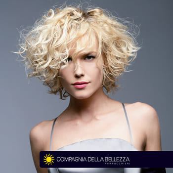 Tagli corti x capelli ricci 2019