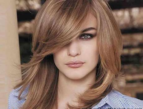 Taglio capelli donne 2019 viso tondo