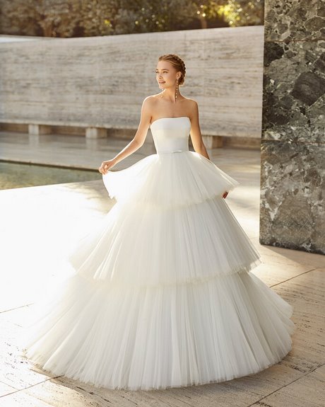 Acconciature sposa particolari 2021