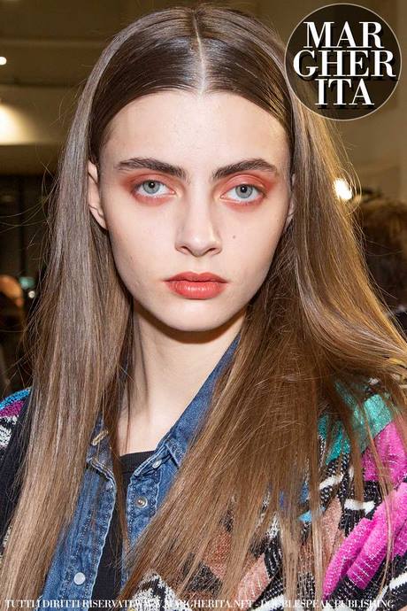 Taglio capelli lisci 2021