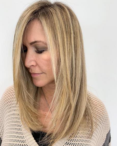 Capelli lunghi donna 2022