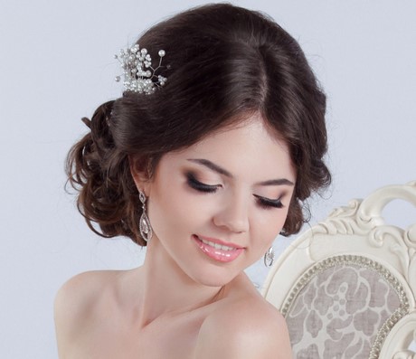 Acconciature sposa con capelli corti