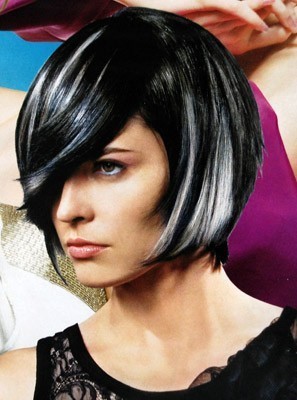 Capelli castani con meches rosse