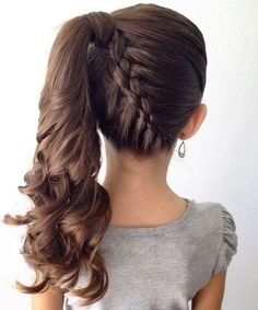 Acconciature capelli per comunione