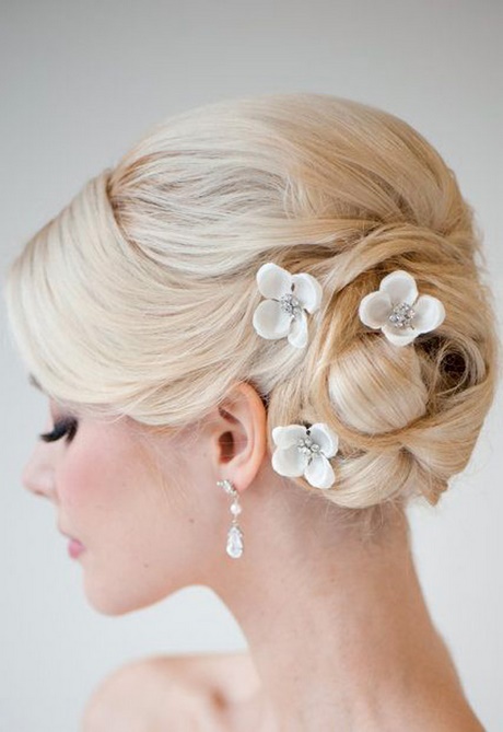 Acconciature sposa chignon laterale