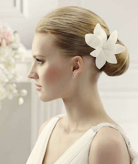 Fiori per capelli matrimonio