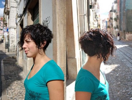 Capelli ricci tagli particolari