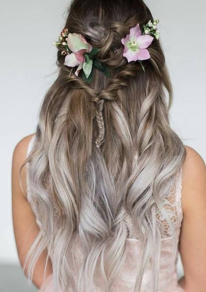 Capelli semiraccolti sposa