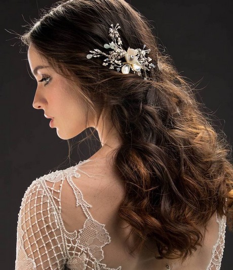 Rose capelli sposa