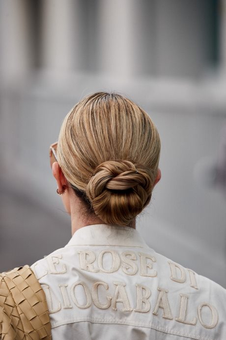 Acconciature capelli lunghi da fare a casa