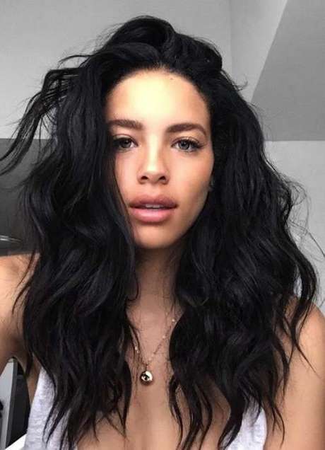 Taglio Capelli Neri Lunghi