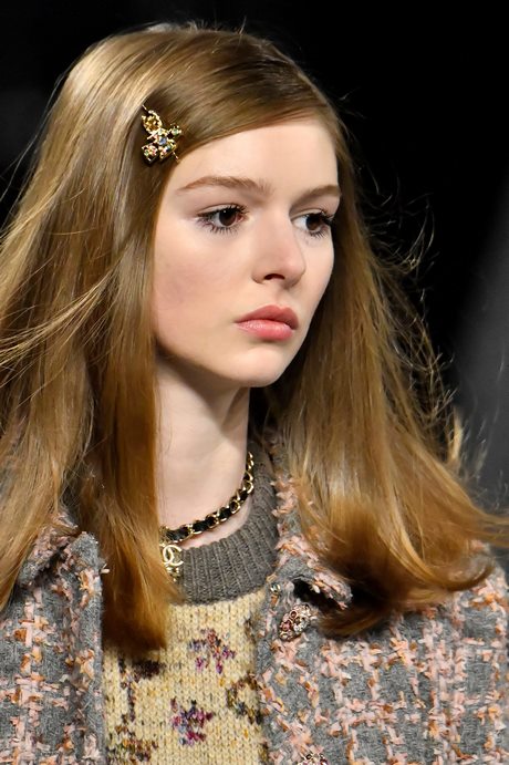 Tagli capelli lunghi autunno inverno 2023