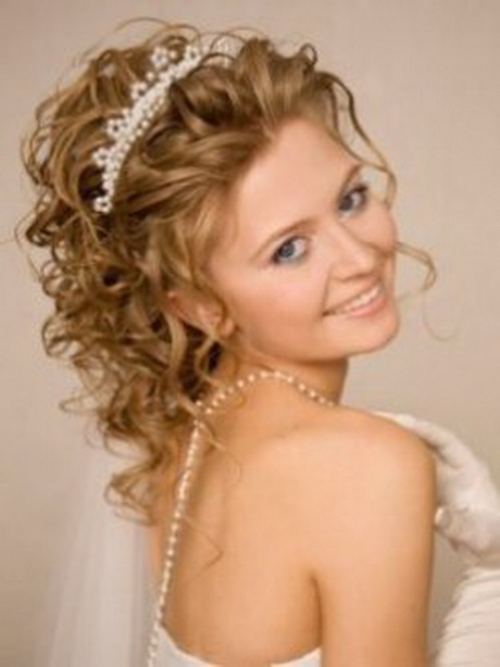 Acconciatura capelli sposa 2015