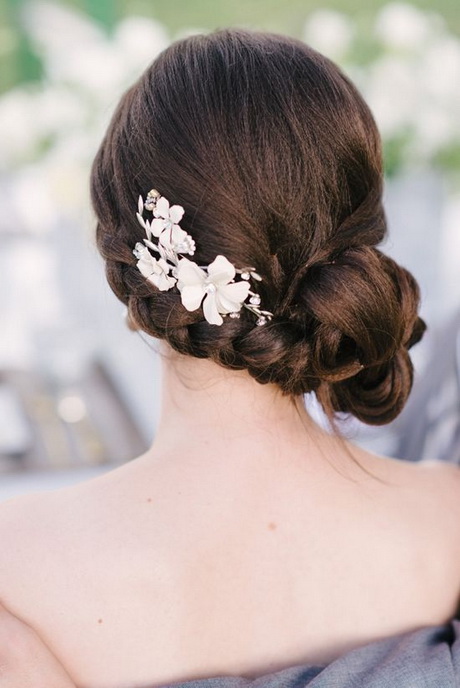 Acconciatura sposa 2014 capelli lunghi