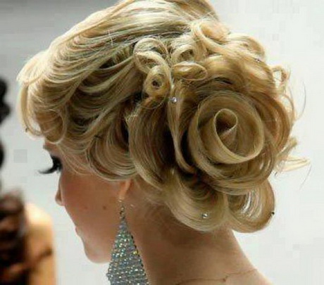 Acconciatura sposa chignon morbido