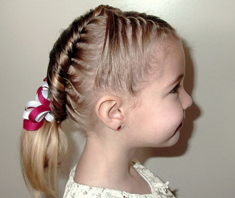 Acconciature bambina capelli ricci