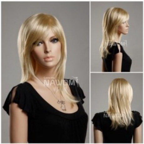 Capelli lisci media lunghezza