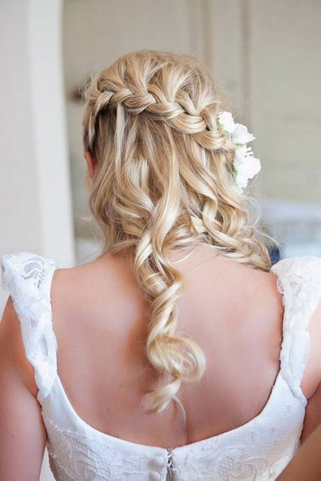 Capelli per matrimonio 2014