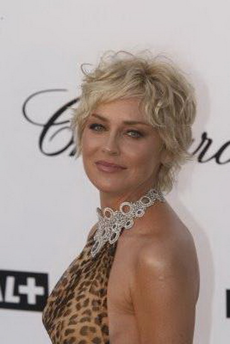 Foto sharon stone capelli corti