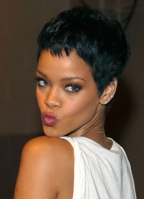 Taglio corto rihanna