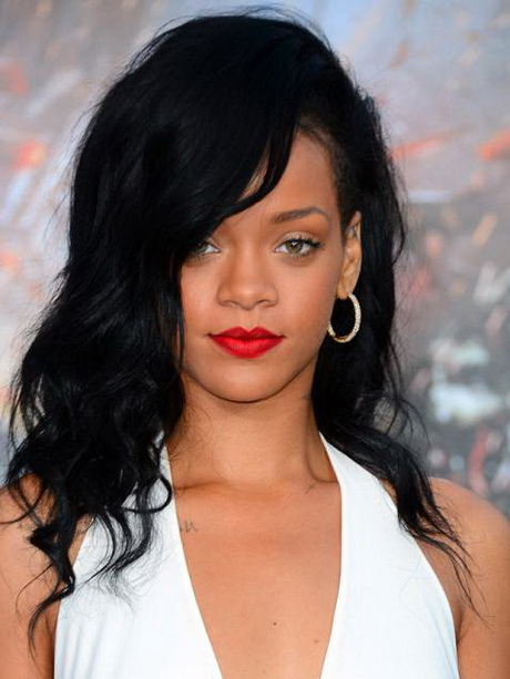 Taglio di capelli rihanna