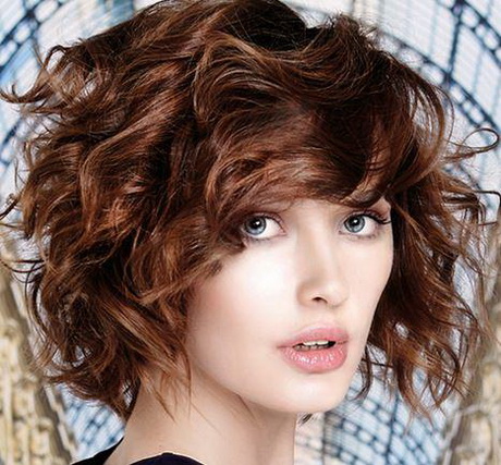 Capelli ricci donna 2015