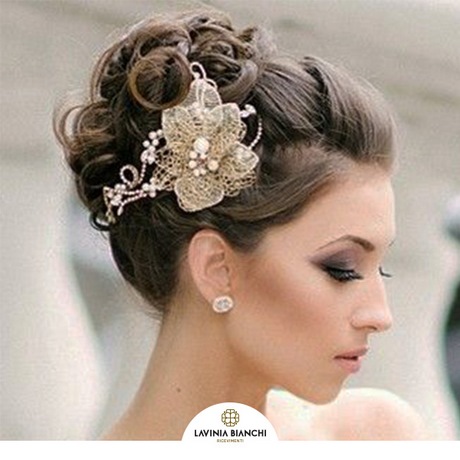 Acconciature capelli sposa 2019