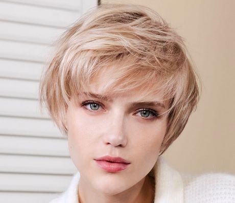 Capelli biondi 2019 tendenze