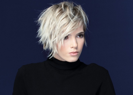 Tendenza capelli 2019 corti